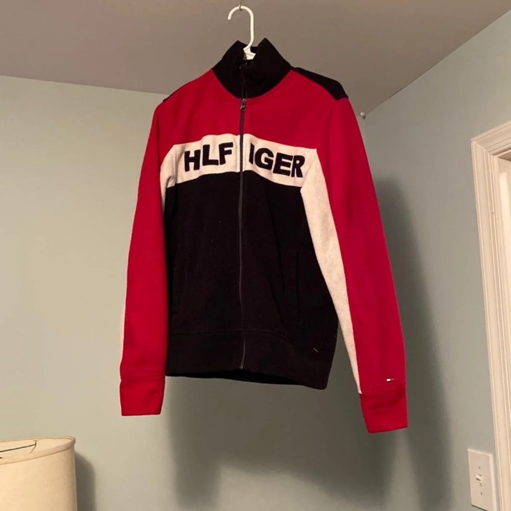 Tommy Hilfiger